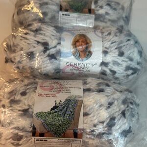 Serenity Chunky Sprinkles Yarn in Gray and White : 3 skeins